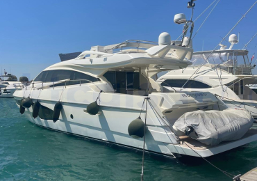 FERRETTİ YACHTS 650 2017 MODEL 60 FT
